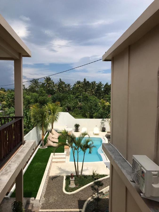 Kelapa Surf Villa Pulukan Buitenkant foto